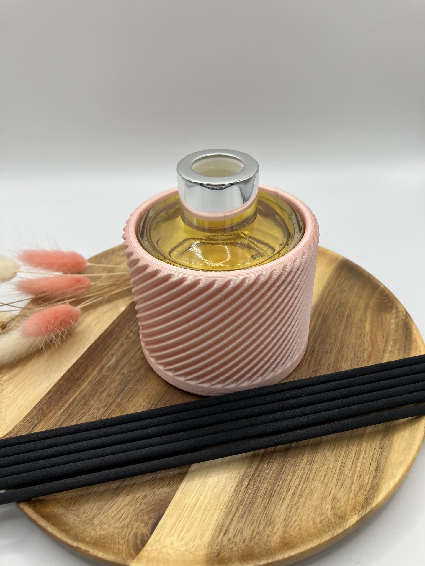 3d printed Reed Diffuser sleeve (wave) with 100 ml bottle, Reeds with a choice of fragrance and colour