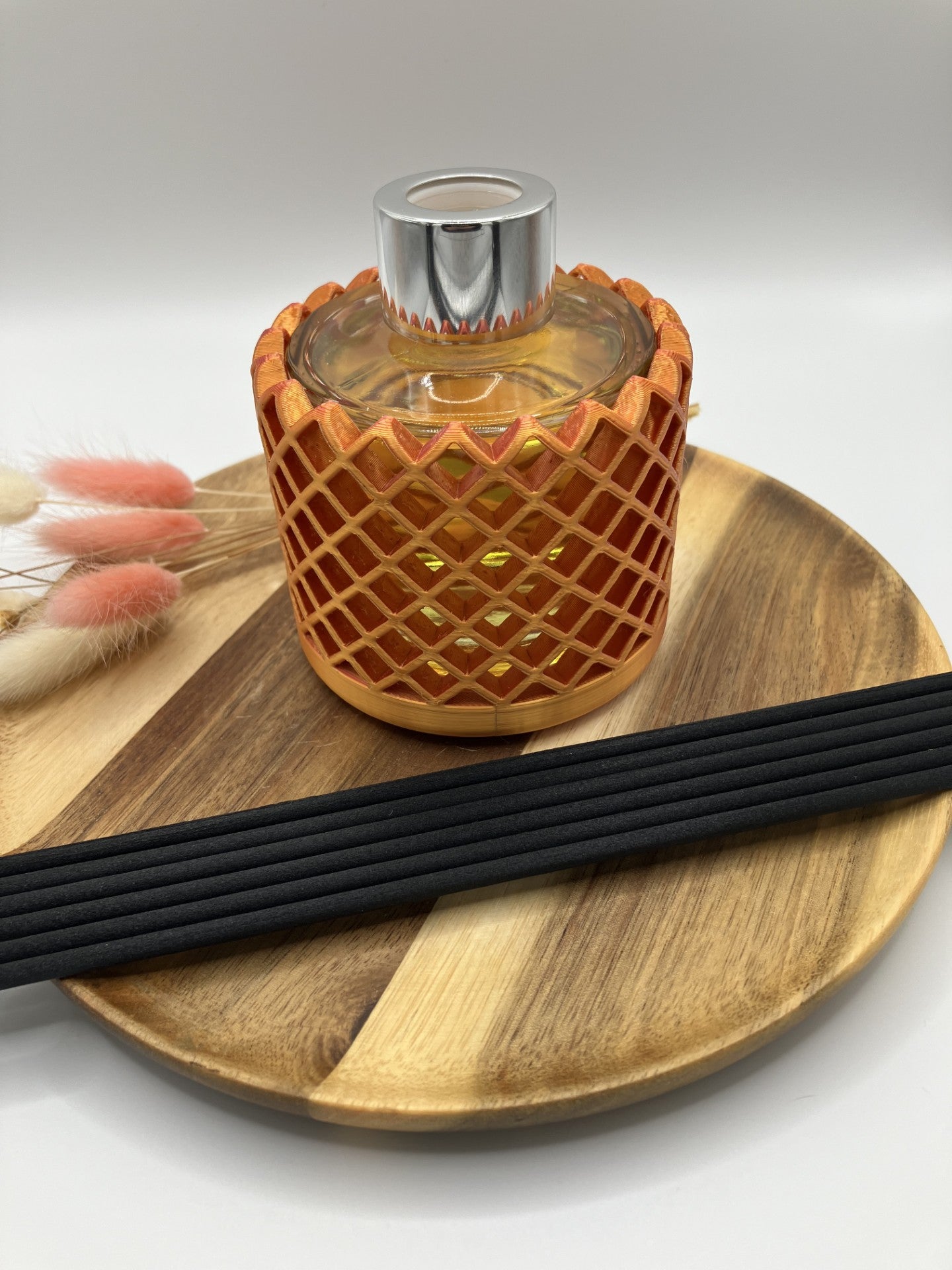 3d printed Reed Diffuser sleeve (mesh) with 100 ml bottle, Reeds with a choice of fragrance and colour